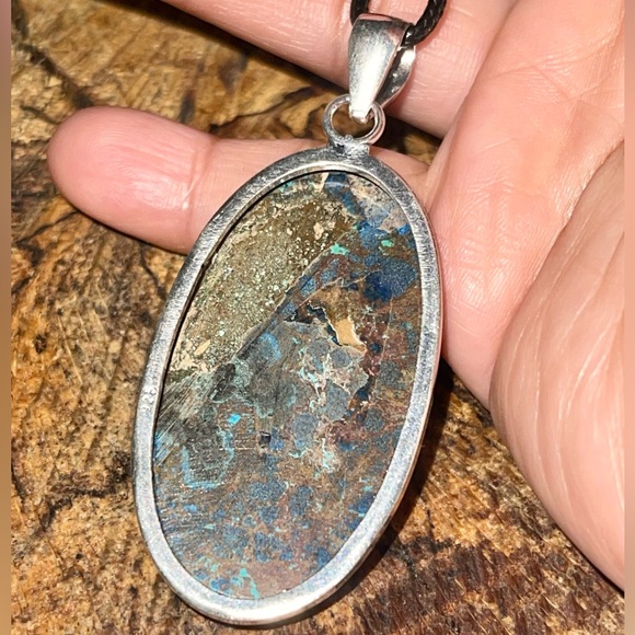 Stunning Dark Chessylite Blue Spar Azurite Pendant 2 1/2” - Picture 12 of 14